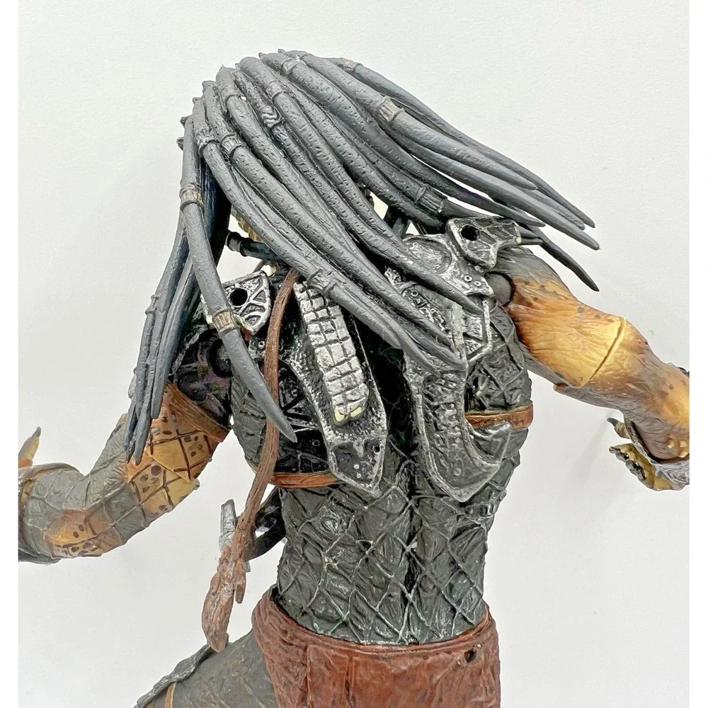 NECA AVP Requiem Unmasked Wolf Predator Figure Damaged Parts Repair 2008 Open